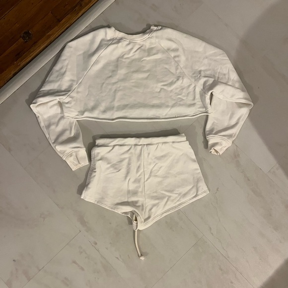 Nia the brand sweat suit set size XS - Picture 3 of 3